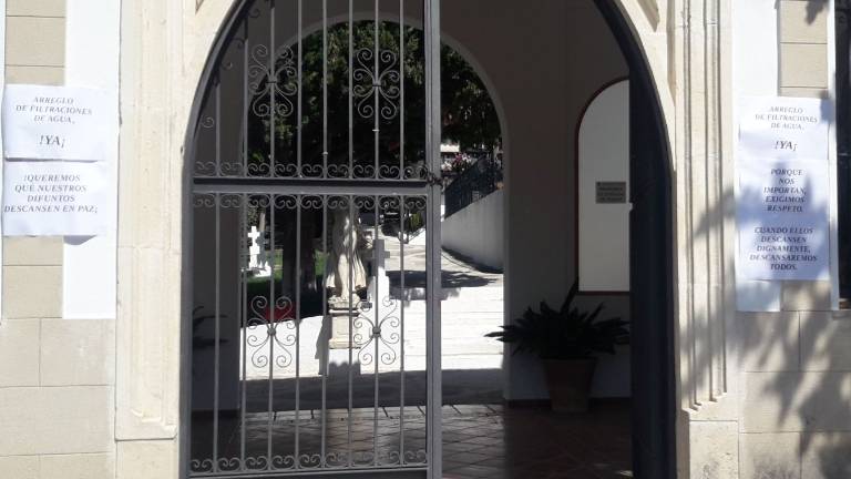 Polémica por el estado del cementerio en La Guardia Polémica por el estado del cementerio en La Guardia