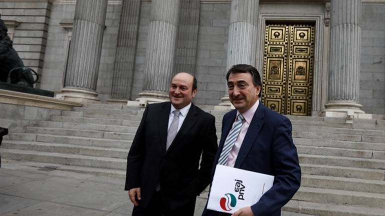 El PNV confirma que apoyará la moción de censura El PNV confirma que apoyará la moción de censura