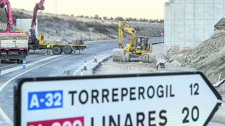 Cuatro carreteras y el nodo logístico de Jaén, en el Plan Pista de la Junta