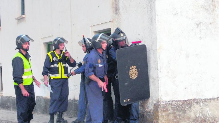 Policías de 18 países distintos hacen prácticas en La Enira Policías de 18 países distintos hacen prácticas en La Enira