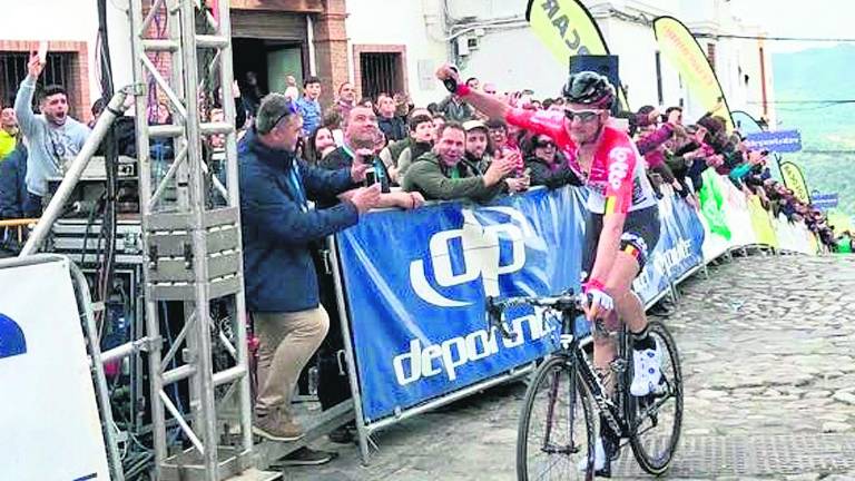 Wellens logra el triunfo y el liderato Wellens logra el triunfo y el liderato