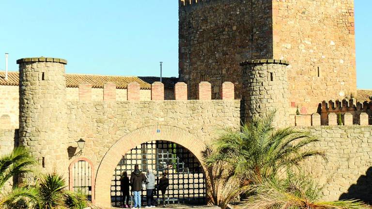 Espeluy, ejemplo de patrimonio histórico dentro de la naturaleza Espeluy, ejemplo de patrimonio histórico dentro de la naturaleza