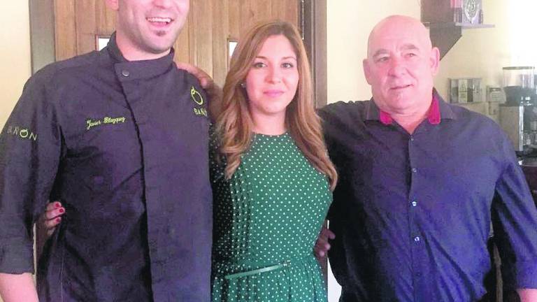 Los candidatos viven la jornada de reflexión relajados y en familia Los candidatos viven la jornada de reflexión relajados y en familia