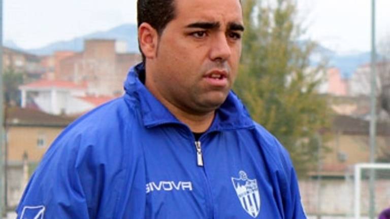 Un exigente empate para el Linares Deportivo Un exigente empate para el Linares Deportivo
