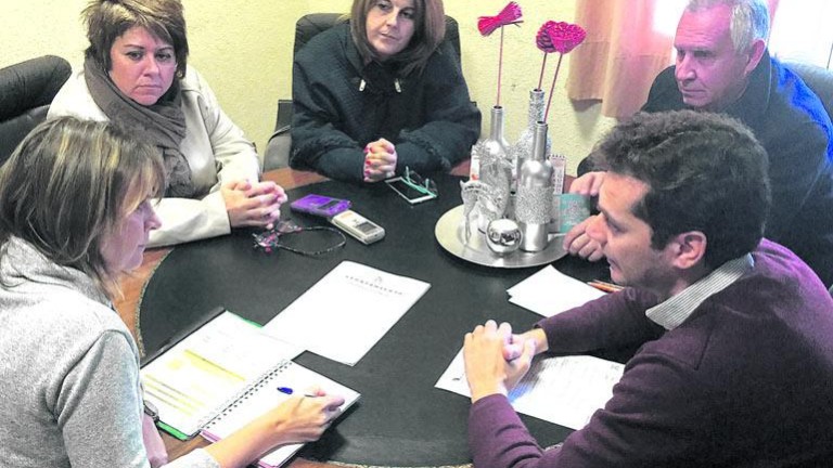 Ana Cobo visita a los nuevos alcaldes de La Puerta y Orcera
