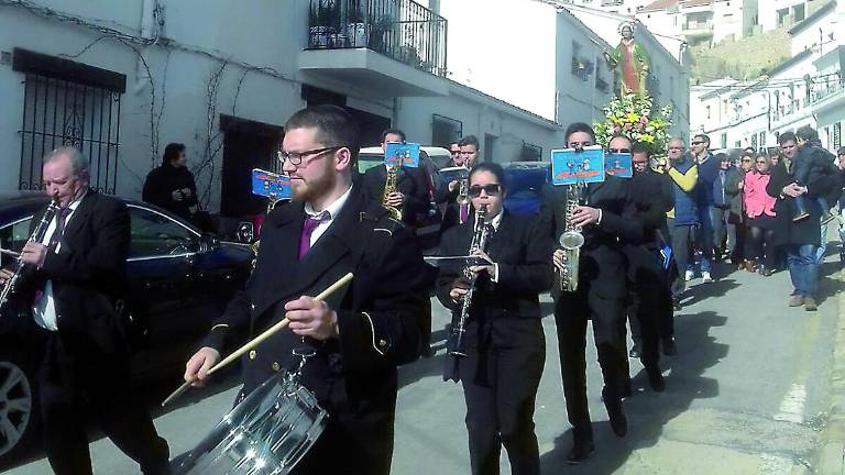 San Vicente llena hoy de fiesta Segura San Vicente llena hoy de fiesta Segura