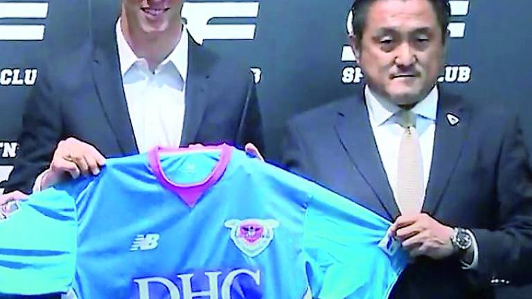 Fernando Torres da un salto en su carrera y desembarca en el Sagan Tosu Fernando Torres da un salto en su carrera y desembarca en el Sagan Tosu