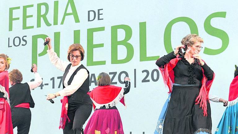 Una muestra que sorprende con lo que se tiene más a la mano Una muestra que sorprende con lo que se tiene más a la mano