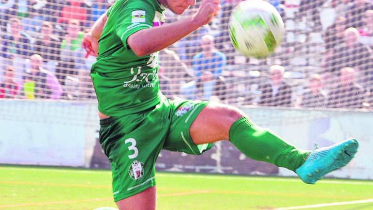 La fe verde puede con la historia del Murcia La fe verde puede con la historia del Murcia