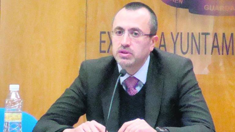 El IBI subirá un 4 por ciento y el impuesto de vehículos, un 19 El IBI subirá un 4 por ciento y el impuesto de vehículos, un 19