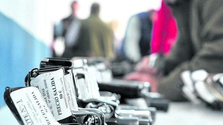 Armas a la venta desde 5 hasta 100.000 euros