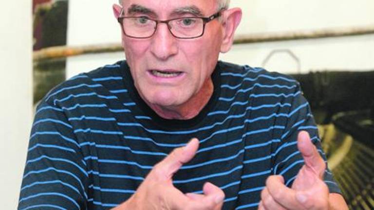 Si usted consigue ser diputado por Jaén, ¿qué dirá de la provincia en Madrid, usted que ha aterrizado aquí ahora? Si usted consigue ser diputado por Jaén, ¿qué dirá de la provincia en Madrid, usted que ha aterrizado aquí ahora?