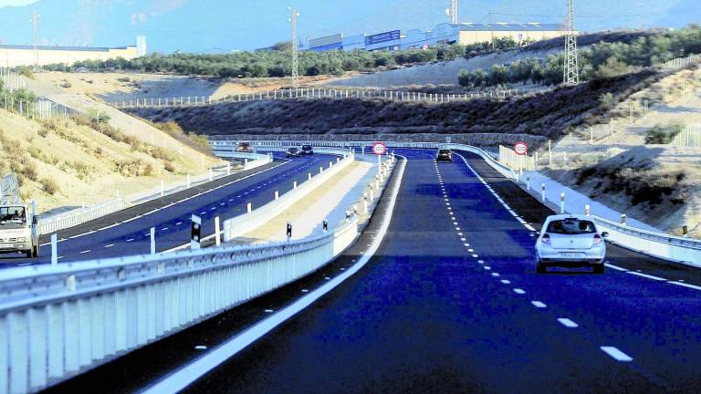 La velocidad media de la Autovía del Olivar se aumentará hasta los 120 La velocidad media de la Autovía del Olivar se aumentará hasta los 120