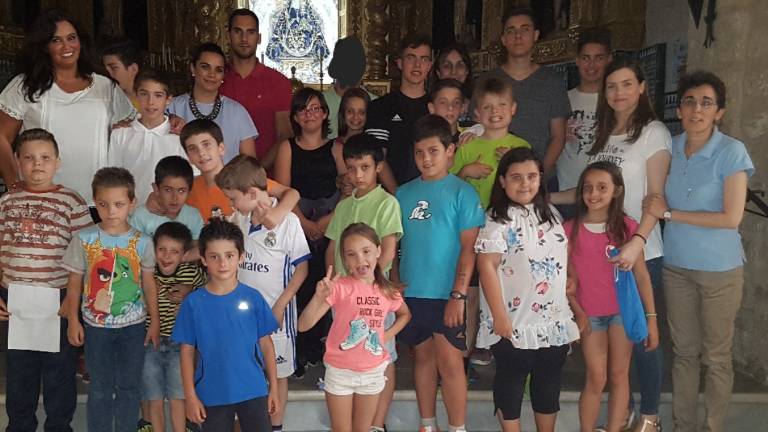 Escolares visitan el santuario de la Fuensanta Escolares visitan el santuario de la Fuensanta