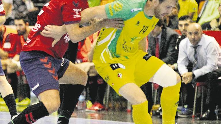 El Jaén Paraíso Interior FS se estrella en Pamplona El Jaén Paraíso Interior FS se estrella en Pamplona