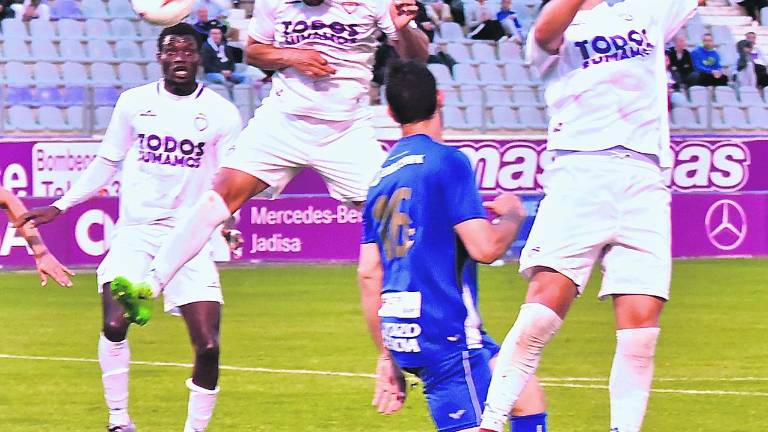 Pedro Beda le da una segunda vida al Real Jaén Pedro Beda le da una segunda vida al Real Jaén