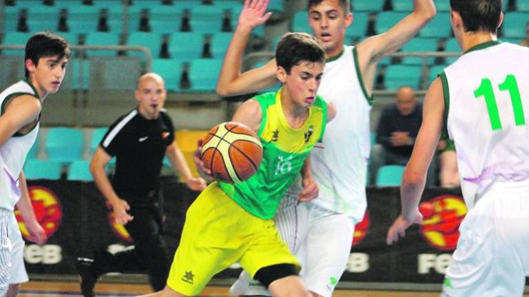 El CAB Linares se despide con honores El CAB Linares se despide con honores