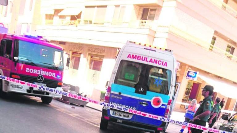Herida una mujer en un piso tras una deflagración por gas Herida una mujer en un piso tras una deflagración por gas