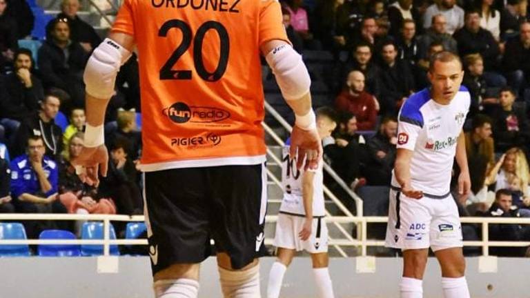 Maestro del futsal en Nantes Maestro del futsal en Nantes