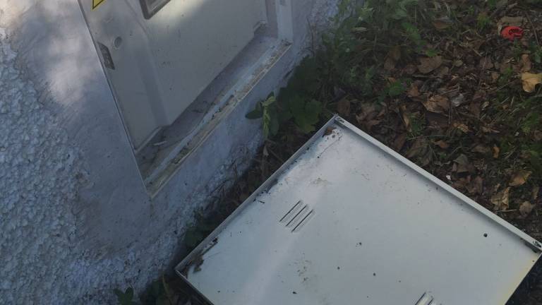 Vecinos de un residencial, atemorizados por los okupas Vecinos de un residencial, atemorizados por los okupas