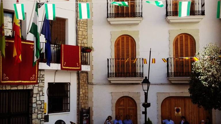 Días para los homenajes en la mejor compañía Días para los homenajes en la mejor compañía