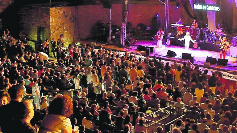 Un humilde festival de Torreperogil al que se asoma la canción de autor Un humilde festival de Torreperogil al que se asoma la canción de autor