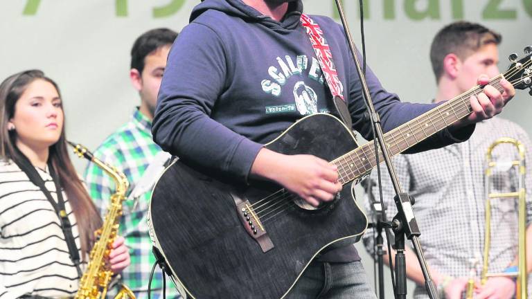 Música para unir a los pueblos Música para unir a los pueblos