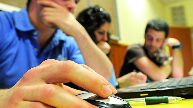Análisis de la experiencia en la Universidad Digital Análisis de la experiencia en la Universidad Digital
