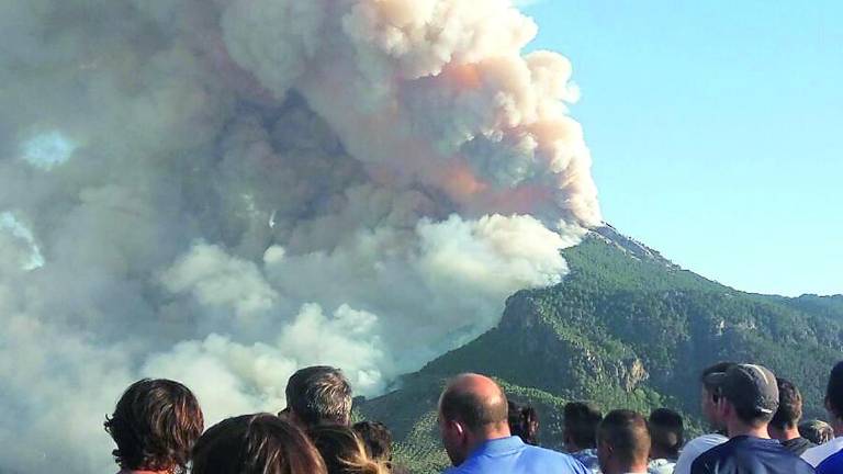 Fuego peligroso en la sierra