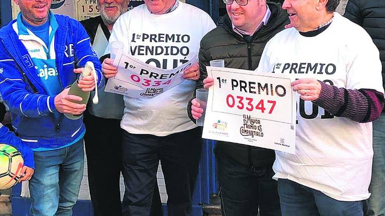 El “Gordo” se reparte por España El “Gordo” se reparte por España