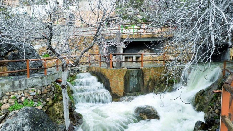 Asoma la Vinatera de Cuenca, una preciosa cascada en Hinojares