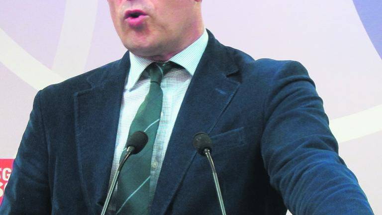 Besteiro dimite como líder del PSOE gallego Besteiro dimite como líder del PSOE gallego