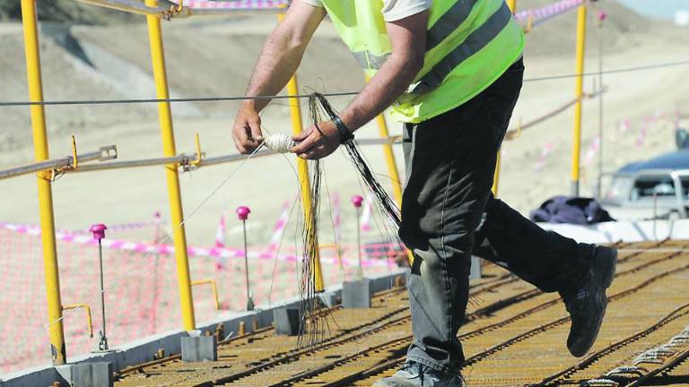 La autovía a Córdoba y 59 obras más, aparcadas hasta después de 2020 La autovía a Córdoba y 59 obras más, aparcadas hasta después de 2020