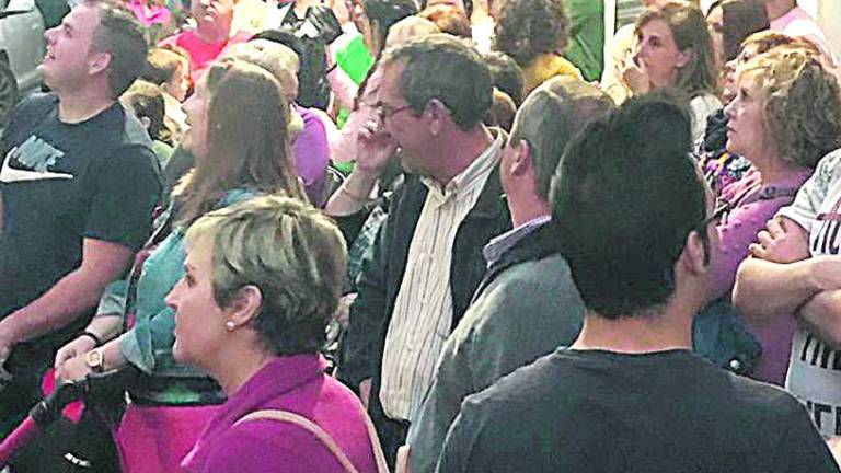 Colas y 1.120 votos en Beas para decidir por San Marcos Colas y 1.120 votos en Beas para decidir por San Marcos