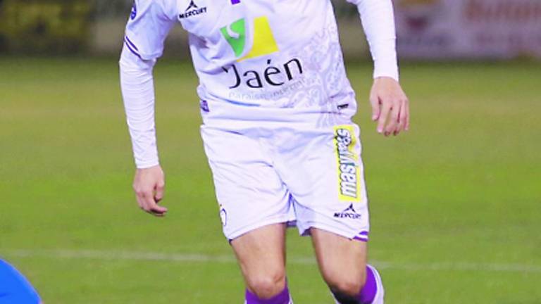 El Real Jaén negocia para fichar a Ortiz y Mario Gómez El Real Jaén negocia para fichar a Ortiz y Mario Gómez