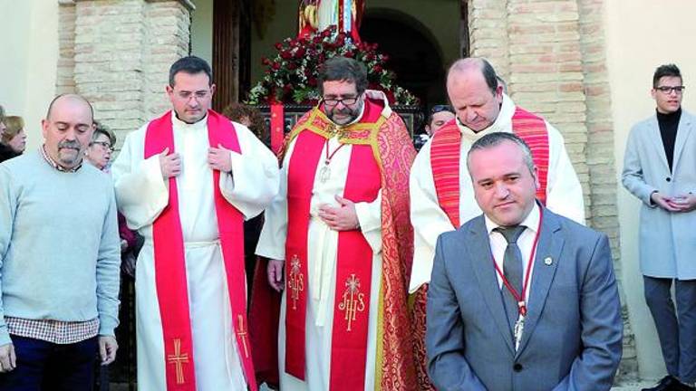 Gritos que curan la garganta Gritos que curan la garganta