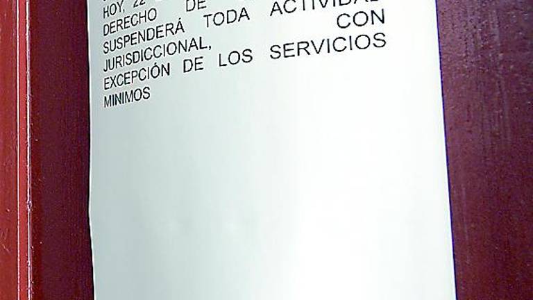 Huelga histórica de jueces y fiscales Huelga histórica de jueces y fiscales