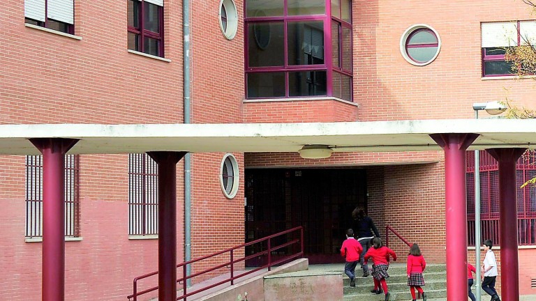 El cese de la dirección de la Fundación Vera Cruz no afectará al colegio