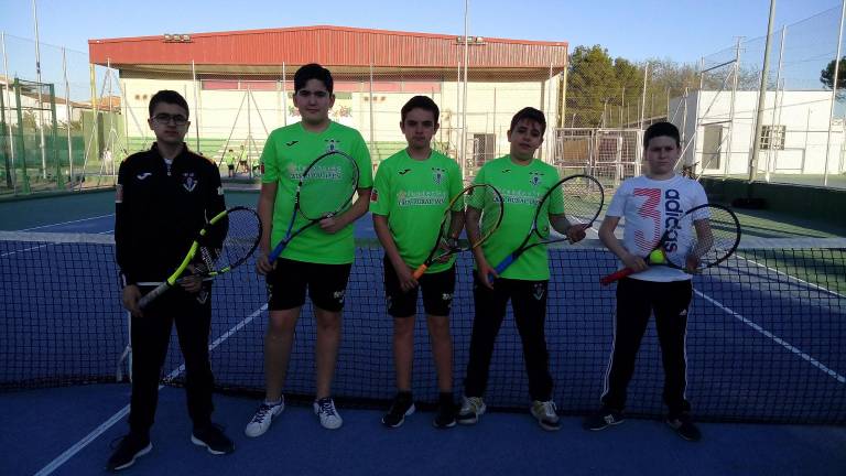 Una gran familia unida por el tenis Una gran familia unida por el tenis