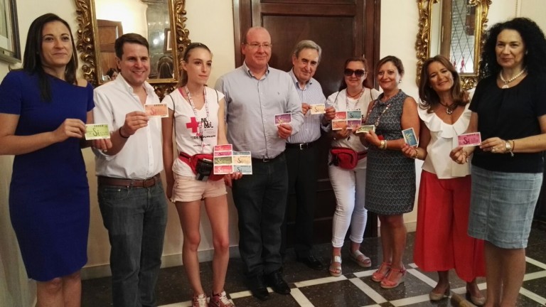 El alcalde anima a los jienenses a participar en el Sorteo de Oro de Cruz Roja 2017