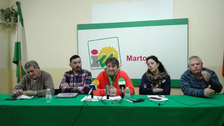 “La morosidad le supone al Ayuntamiento medio millón” “La morosidad le supone al Ayuntamiento medio millón”