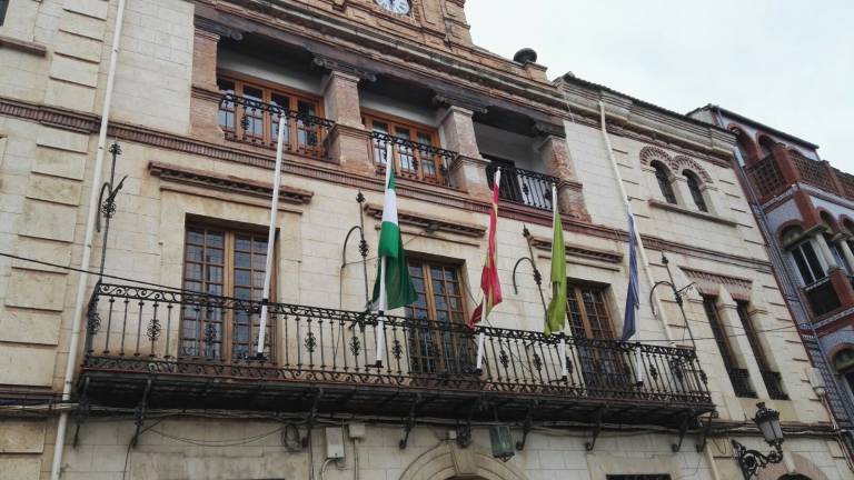 Y a la tercera va la vencida Y a la tercera va la vencida