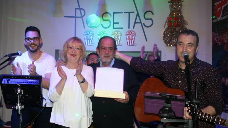 Una gran y emotiva noche de sorpresas en el “Rosetas” Una gran y emotiva noche de sorpresas en el “Rosetas”