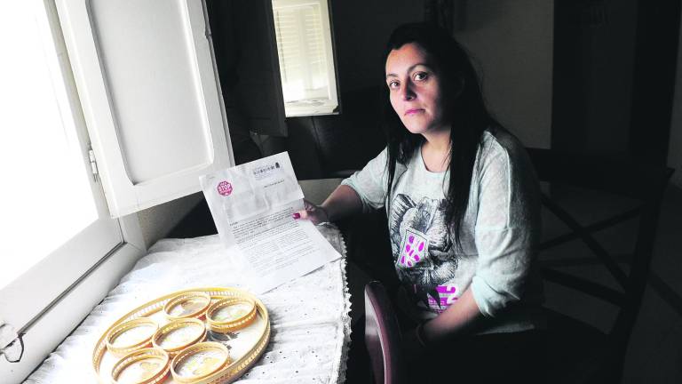 “¡No quiero verme en la calle y que me quiten a mi hija!” “¡No quiero verme en la calle y que me quiten a mi hija!”