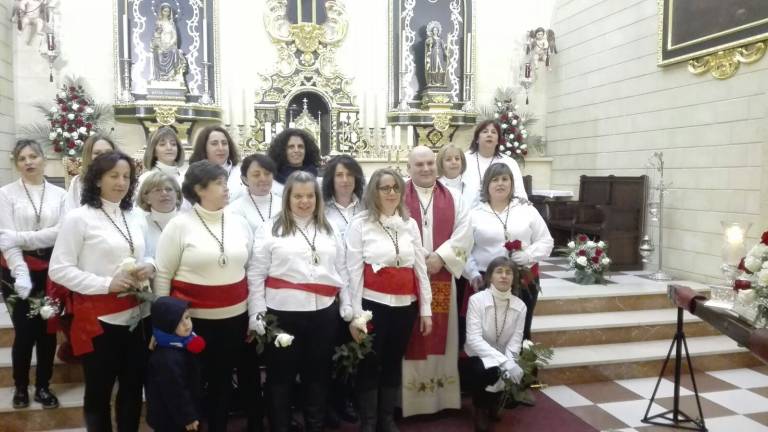 Frailes espera la salida de su Virgen