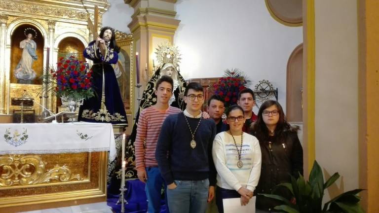 Un grupo de jóvenes renueva la Semana Santa de Arquillos Un grupo de jóvenes renueva la Semana Santa de Arquillos