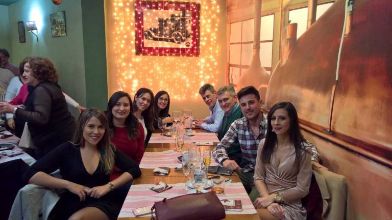 Comida de Navidad para estrechar lazos Comida de Navidad para estrechar lazos
