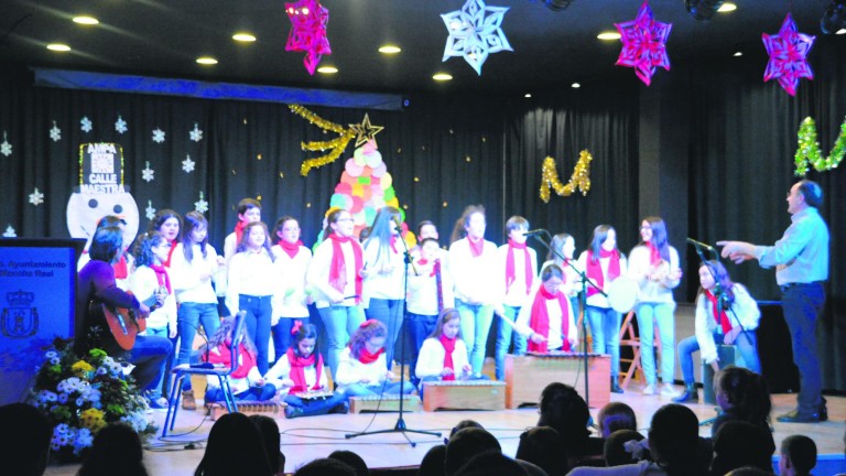 Los colegios ponen música a la Navidad