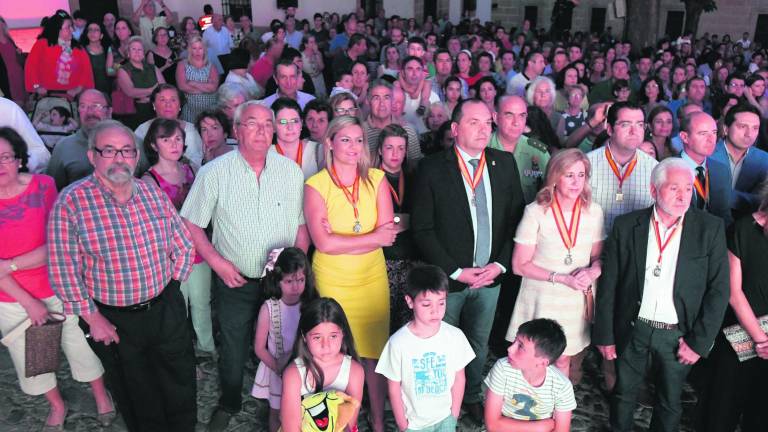 La noche que se nutrió de luz y color para viajar en el tiempo La noche que se nutrió de luz y color para viajar en el tiempo