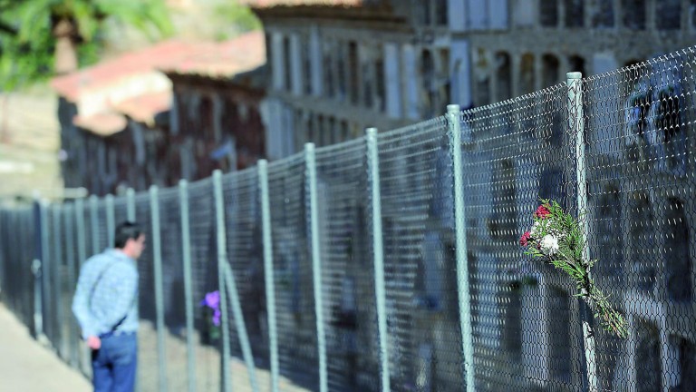 El PSOE advierte sobre el cierre del cementerio viejo